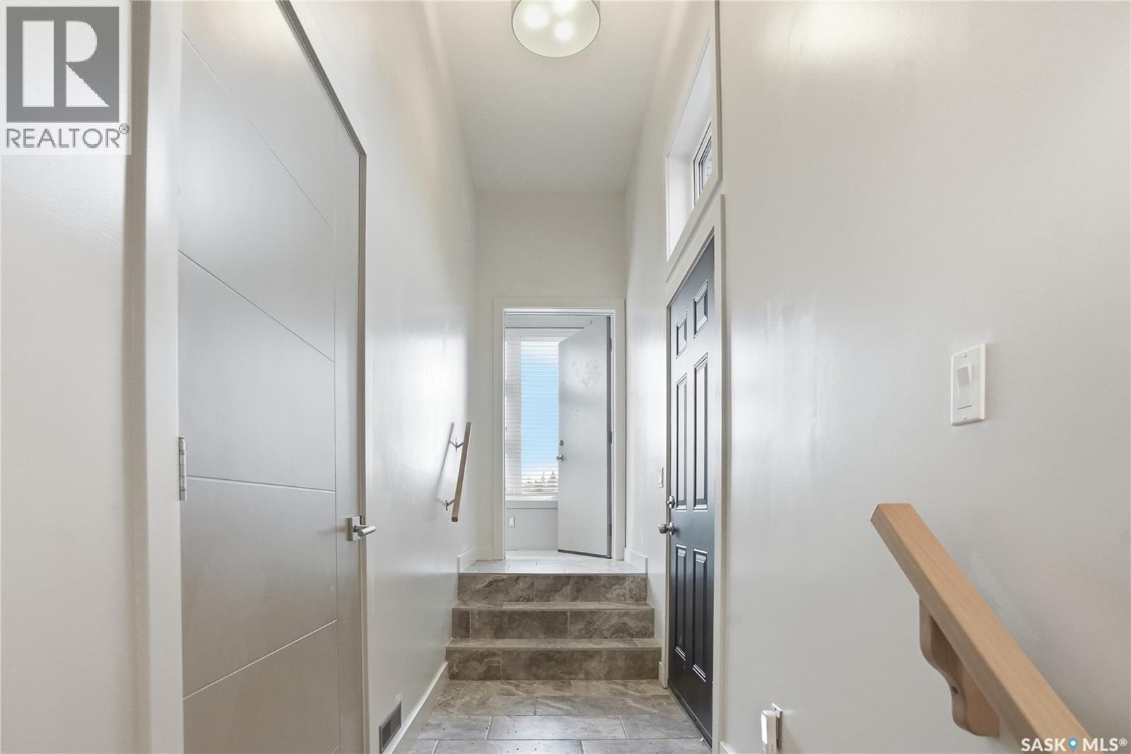 201 Adelaide Street E, Saskatoon, SK - Indoor Photo Showing Other Room