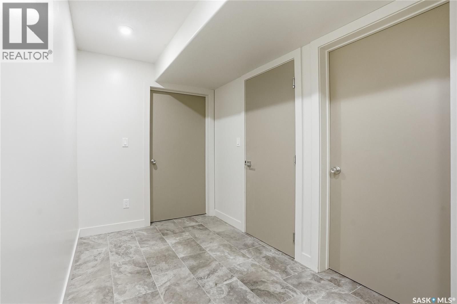 201 Adelaide Street E, Saskatoon, SK - Indoor Photo Showing Other Room