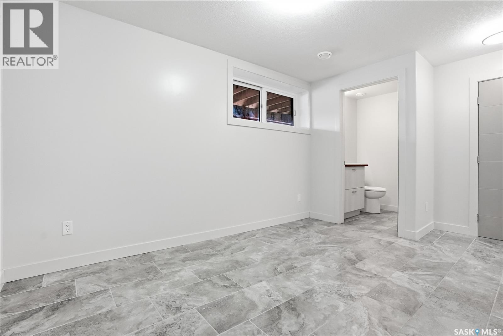 201 Adelaide Street E, Saskatoon, SK - Indoor Photo Showing Other Room