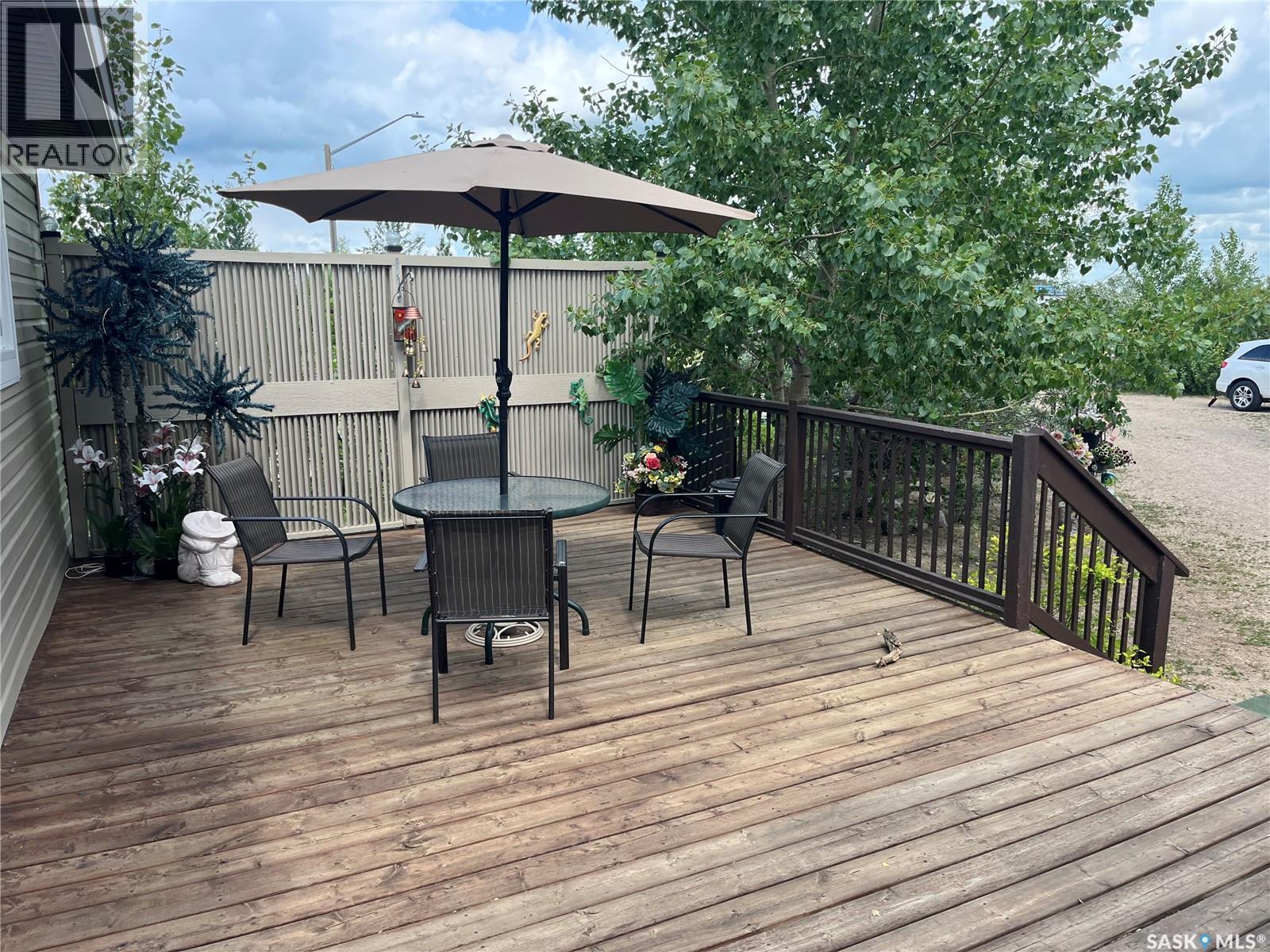 104 Heistad Place, Fishing Lake, SK - Outdoor With Deck Patio Veranda
