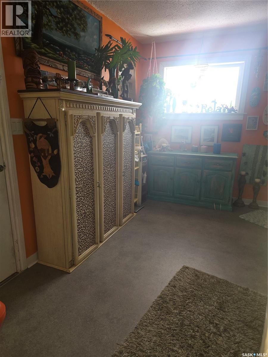 209 Allan Street, Dundurn, SK - Indoor Photo Showing Other Room