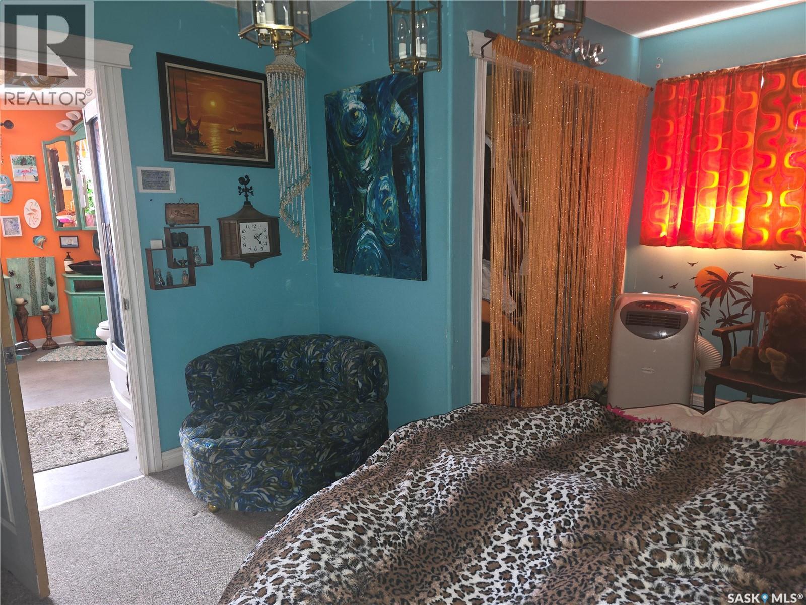 209 Allan Street, Dundurn, SK - Indoor Photo Showing Bedroom