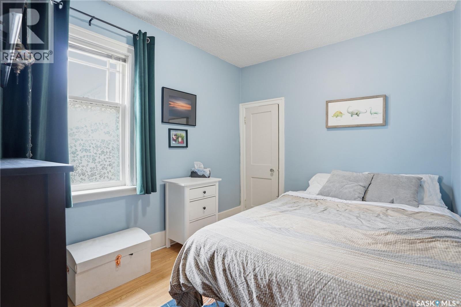 815 4Th Avenue N, Saskatoon, SK - Indoor Photo Showing Bedroom