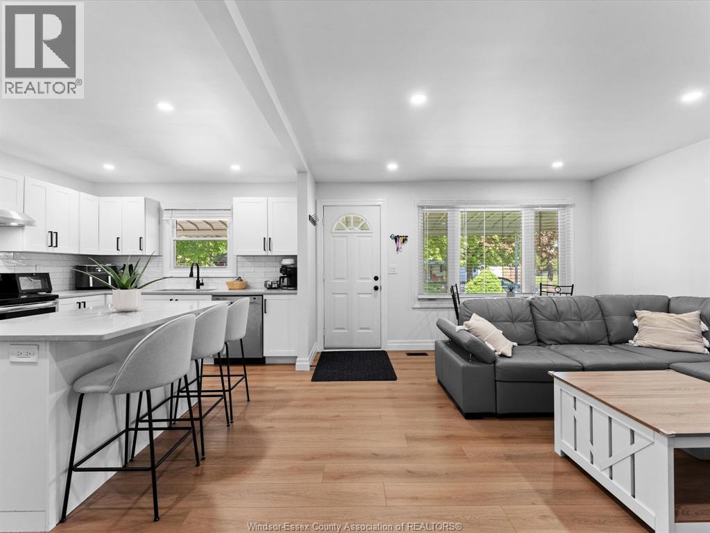 1733 Glendale, Windsor, ON - Indoor