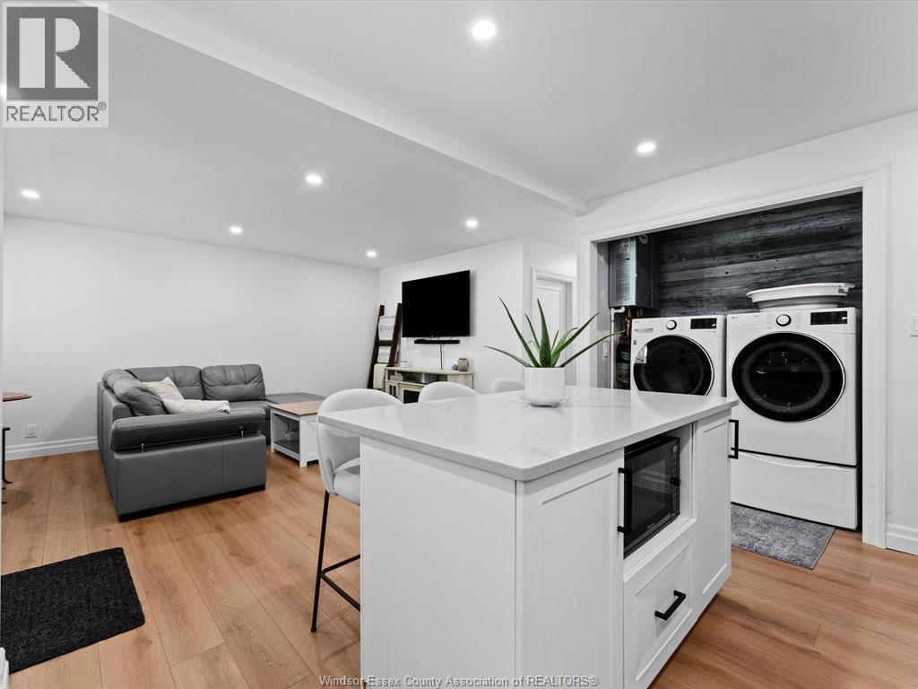 1733 Glendale, Windsor, ON - Indoor