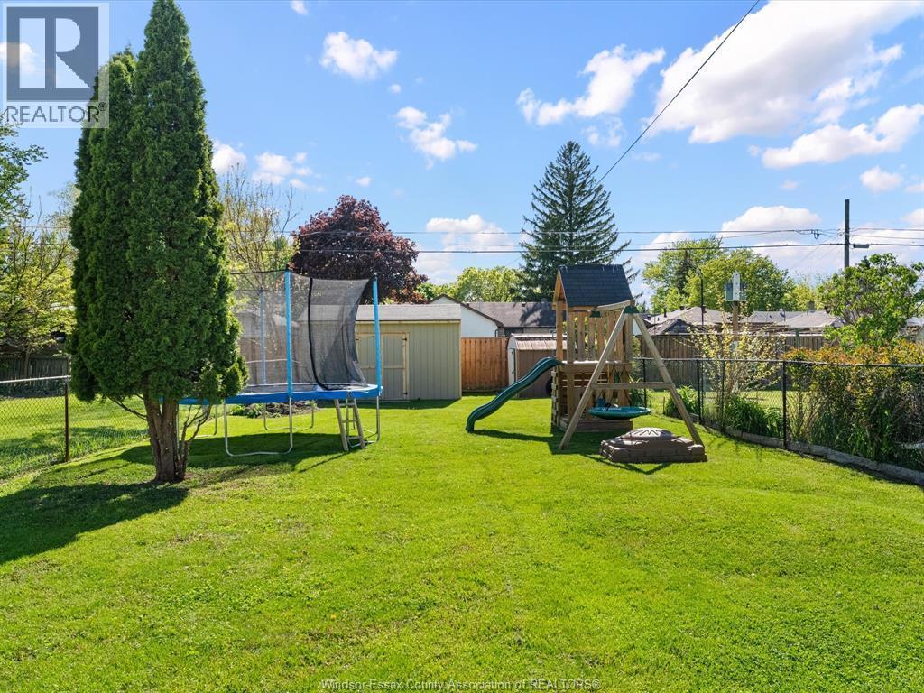 1733 Glendale, Windsor, ON - Outdoor