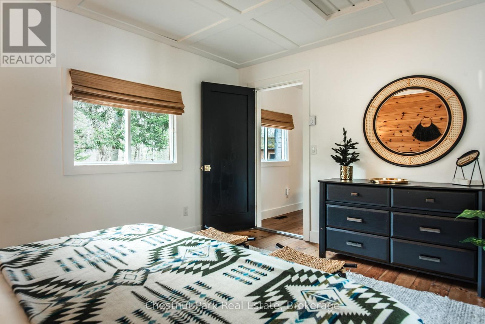 9 Jeffery Road, Parry Sound Remote Area (Lount), ON - Indoor Photo Showing Bedroom