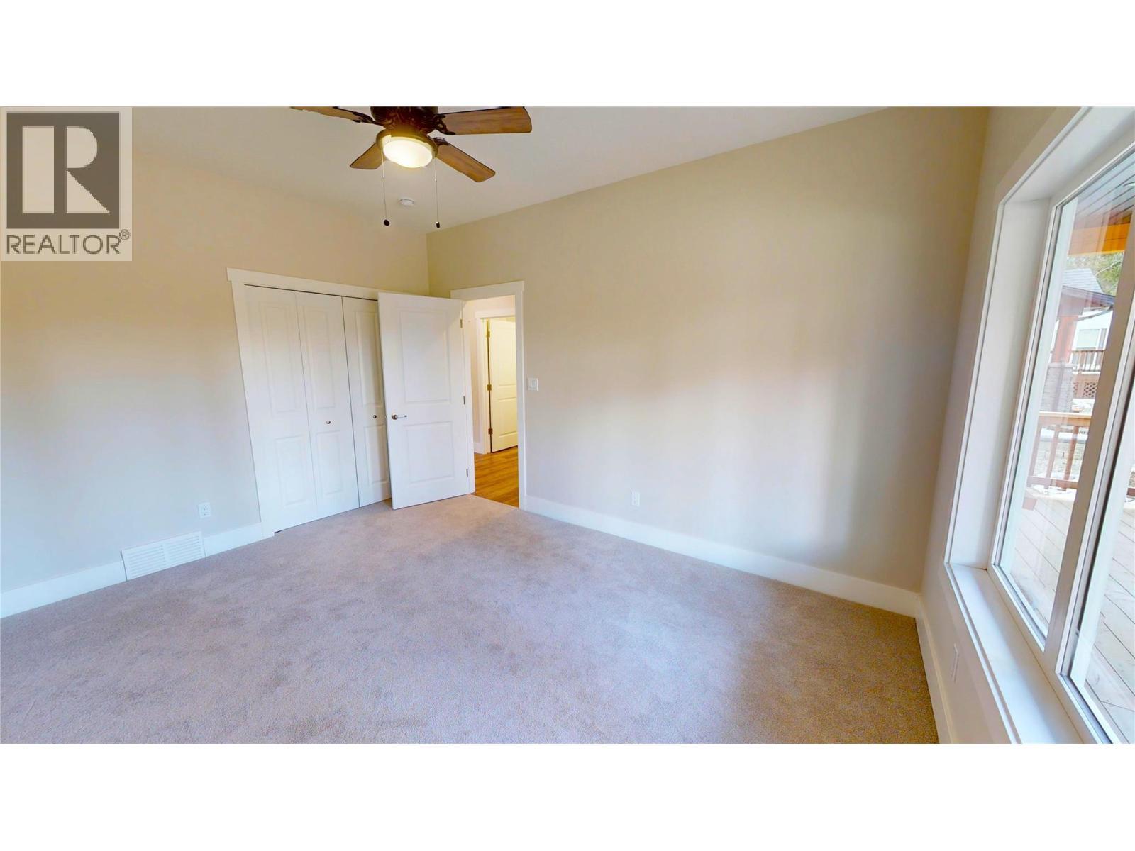 4868 Riverview Drive Unit# 118, Edgewater, BC - Indoor Photo Showing Other Room