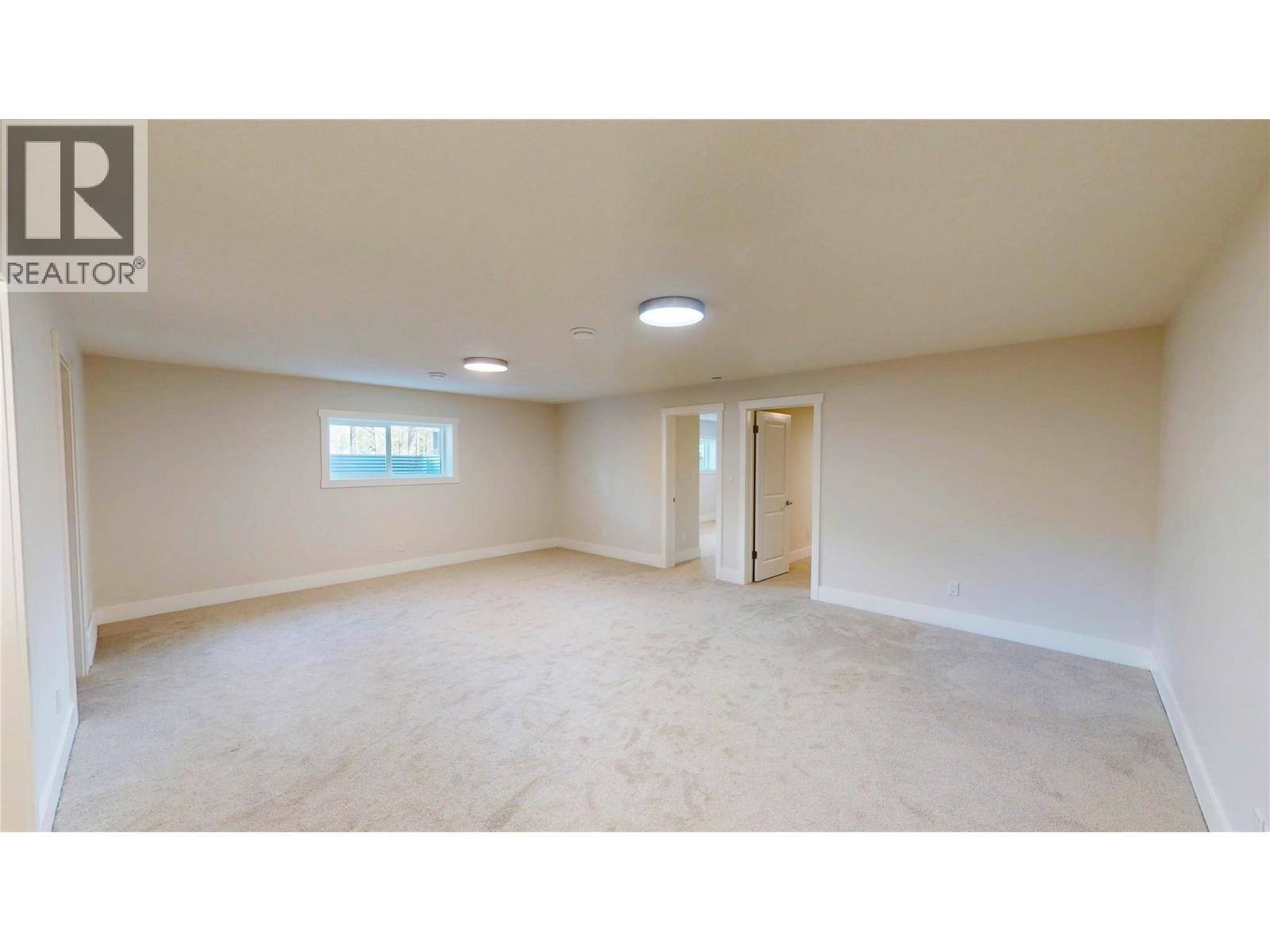 4868 Riverview Drive Unit# 118, Edgewater, BC - Indoor