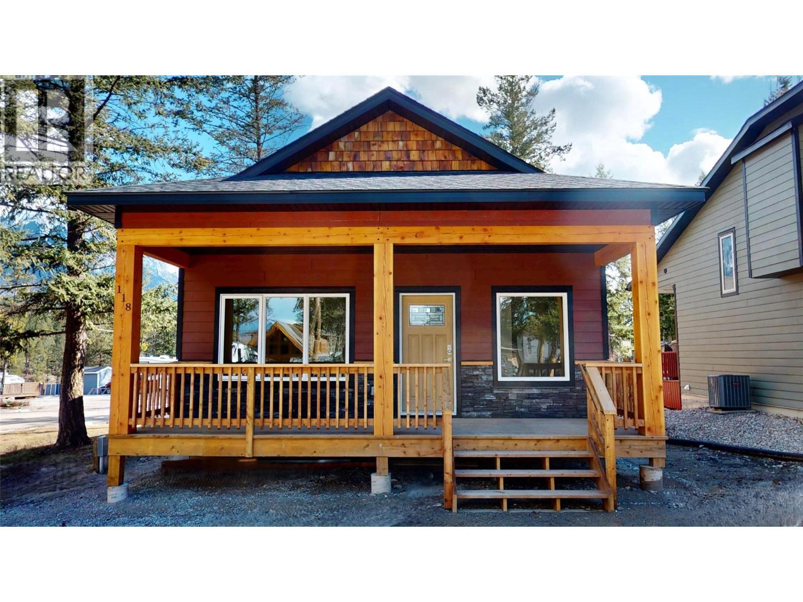4868 Riverview Drive Unit# 118, Edgewater, BC - Outdoor With Deck Patio Veranda