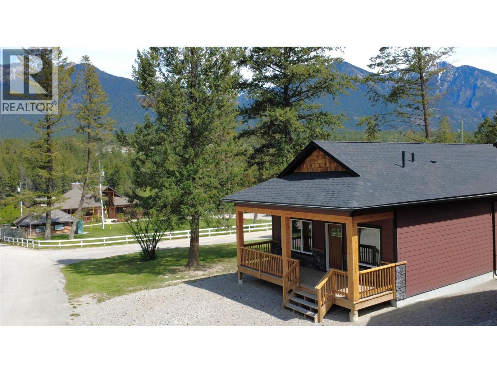 4868 Riverview Drive Unit# 118, Edgewater, BC - Outdoor With Deck Patio Veranda With View