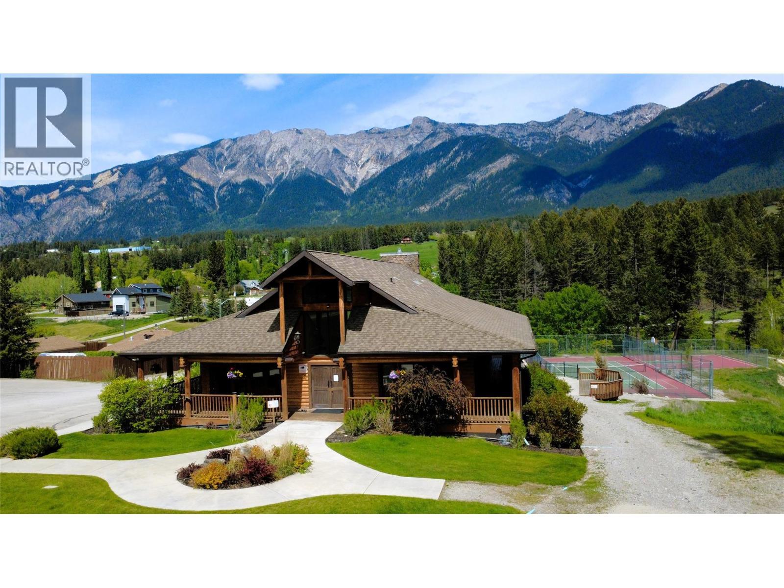 4868 Riverview Drive Unit# 118, Edgewater, BC - Outdoor With View