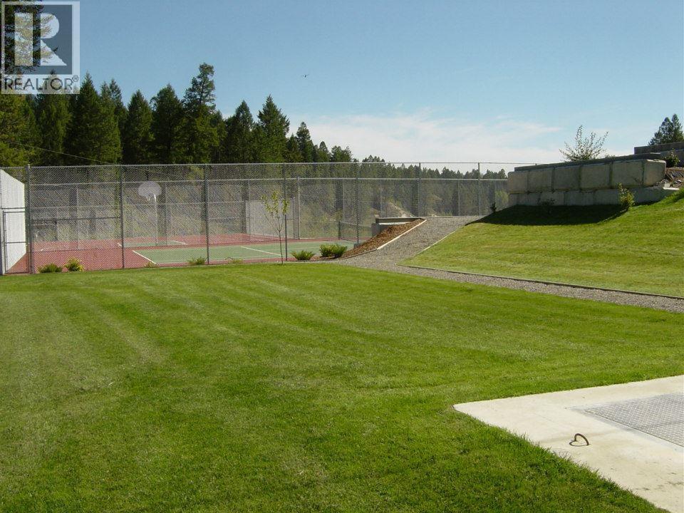 4868 Riverview Drive Unit# 118, Edgewater, BC - Outdoor