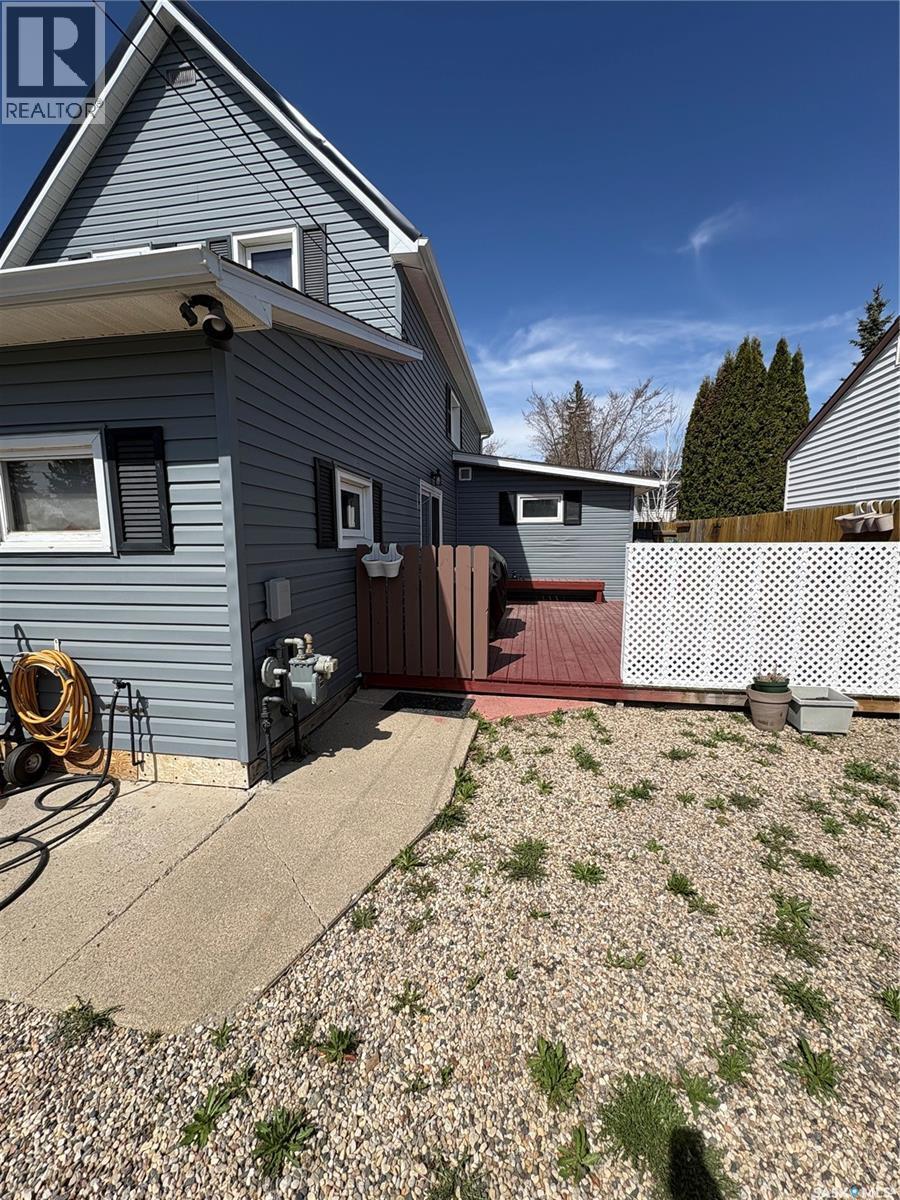 301 8Th Avenue E, Melville, SK