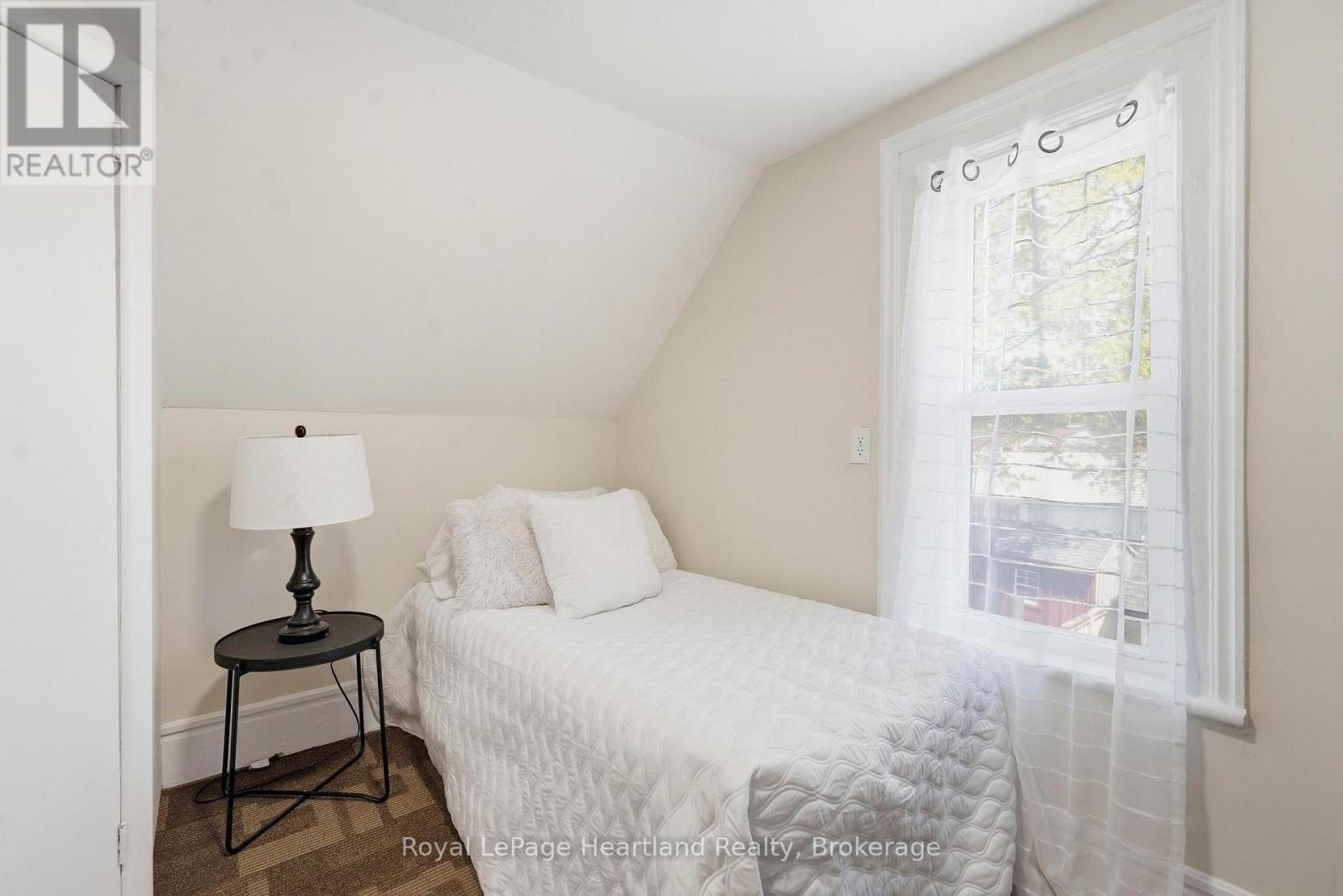 50 Church Street, Goderich (Goderich (Town)), ON - Indoor Photo Showing Bedroom