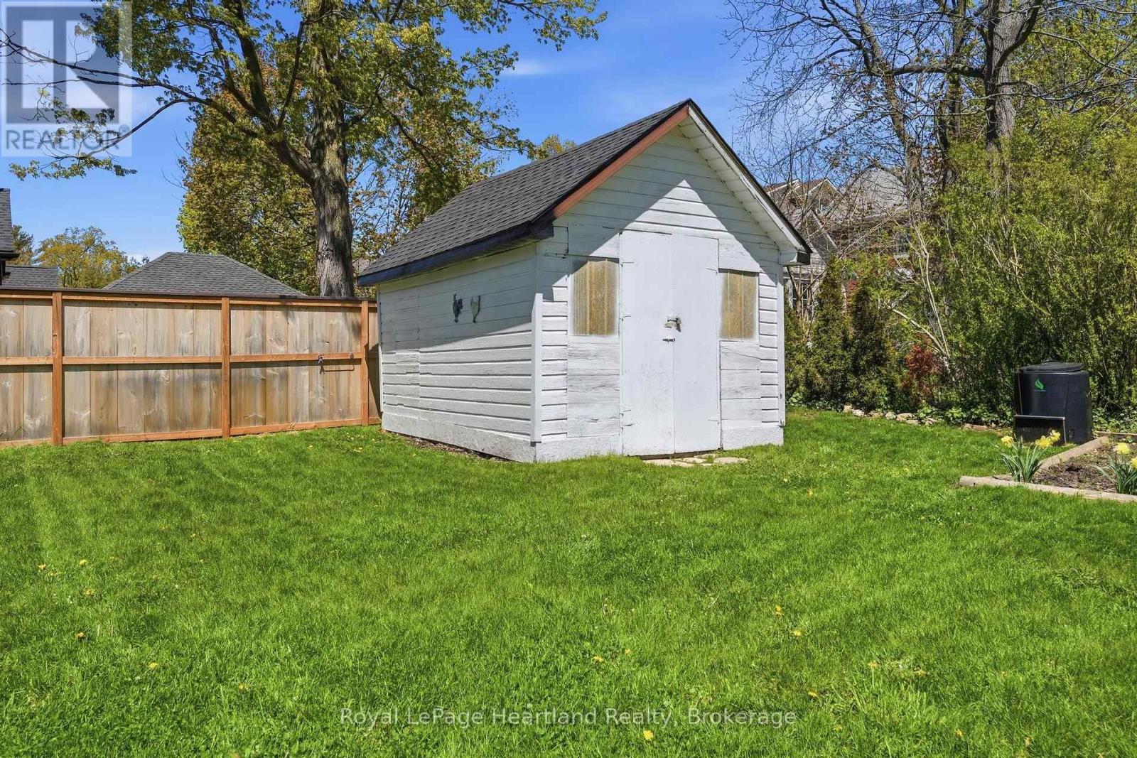 50 Church Street, Goderich (Goderich (Town)), ON - Outdoor