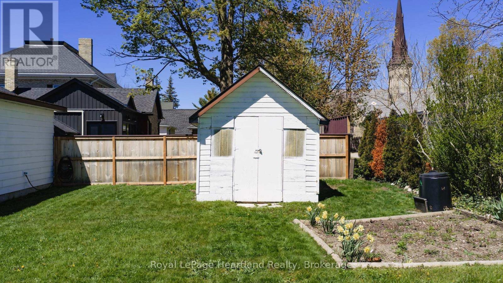 50 Church Street, Goderich (Goderich (Town)), ON - Outdoor