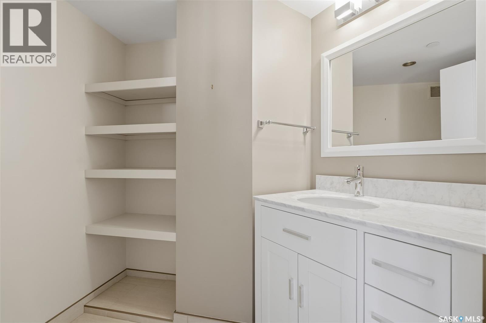 1080 424 Spadina Crescent E, Saskatoon, SK - Indoor