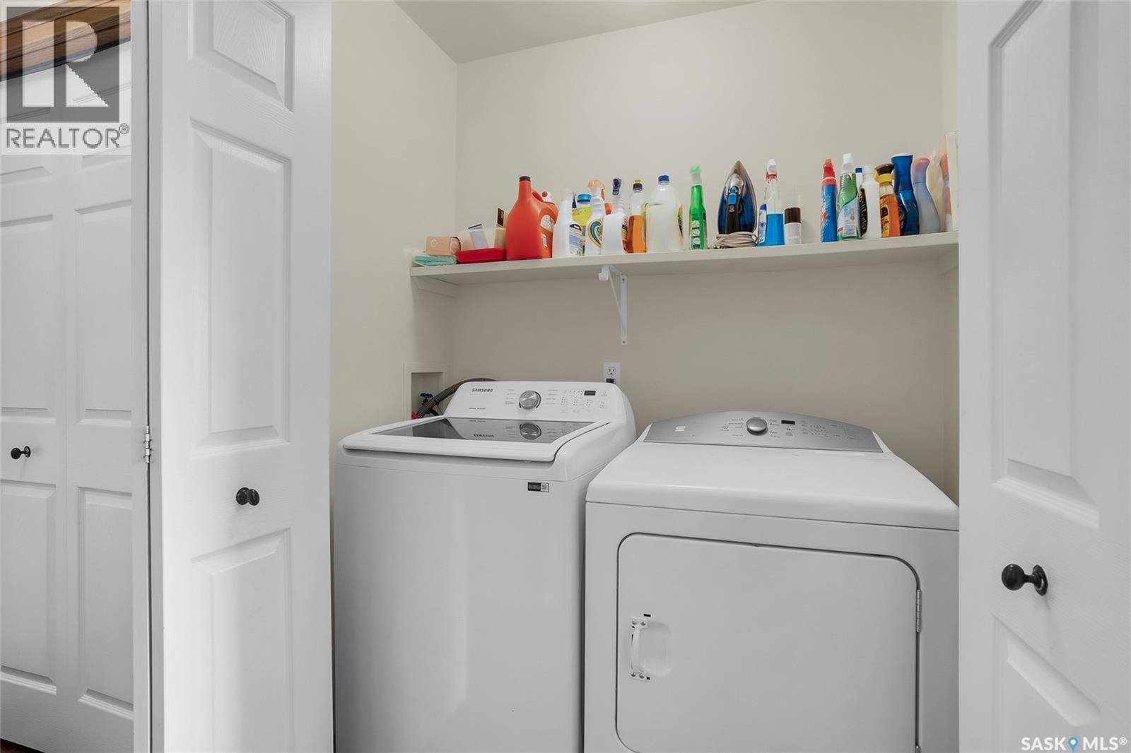 1 135 Pinehouse Drive, Saskatoon, SK - Indoor Photo Showing Laundry Room