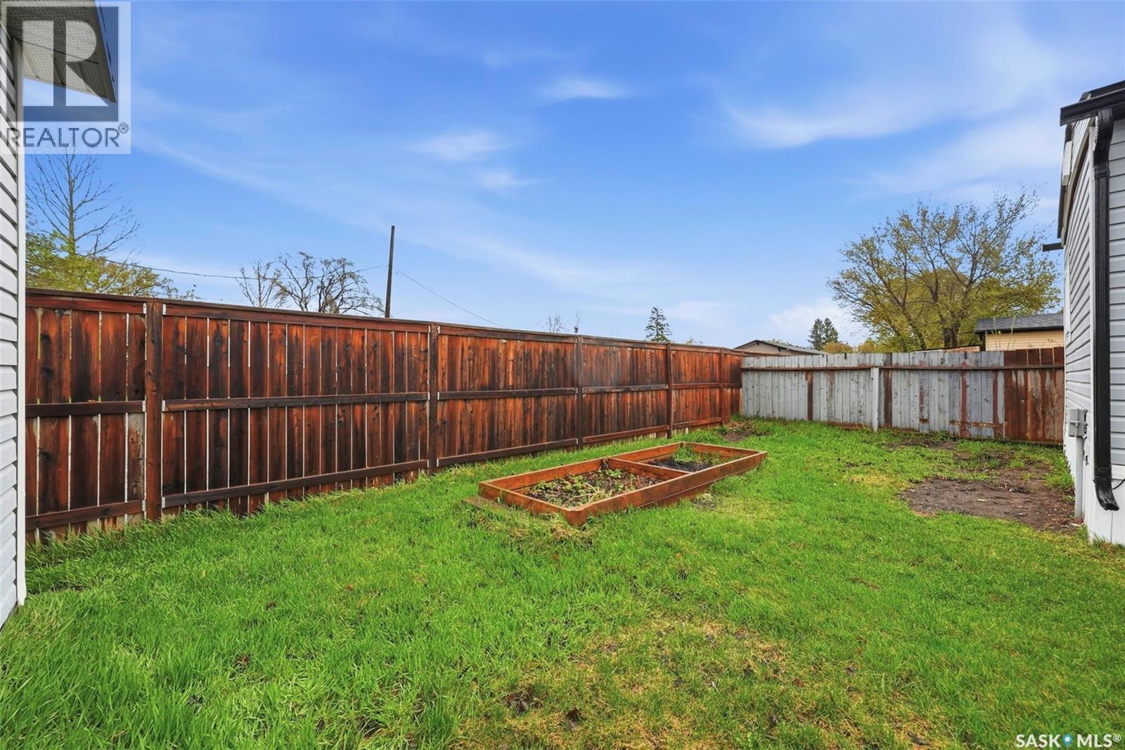 2 219 Grant Street, Saskatoon, SK