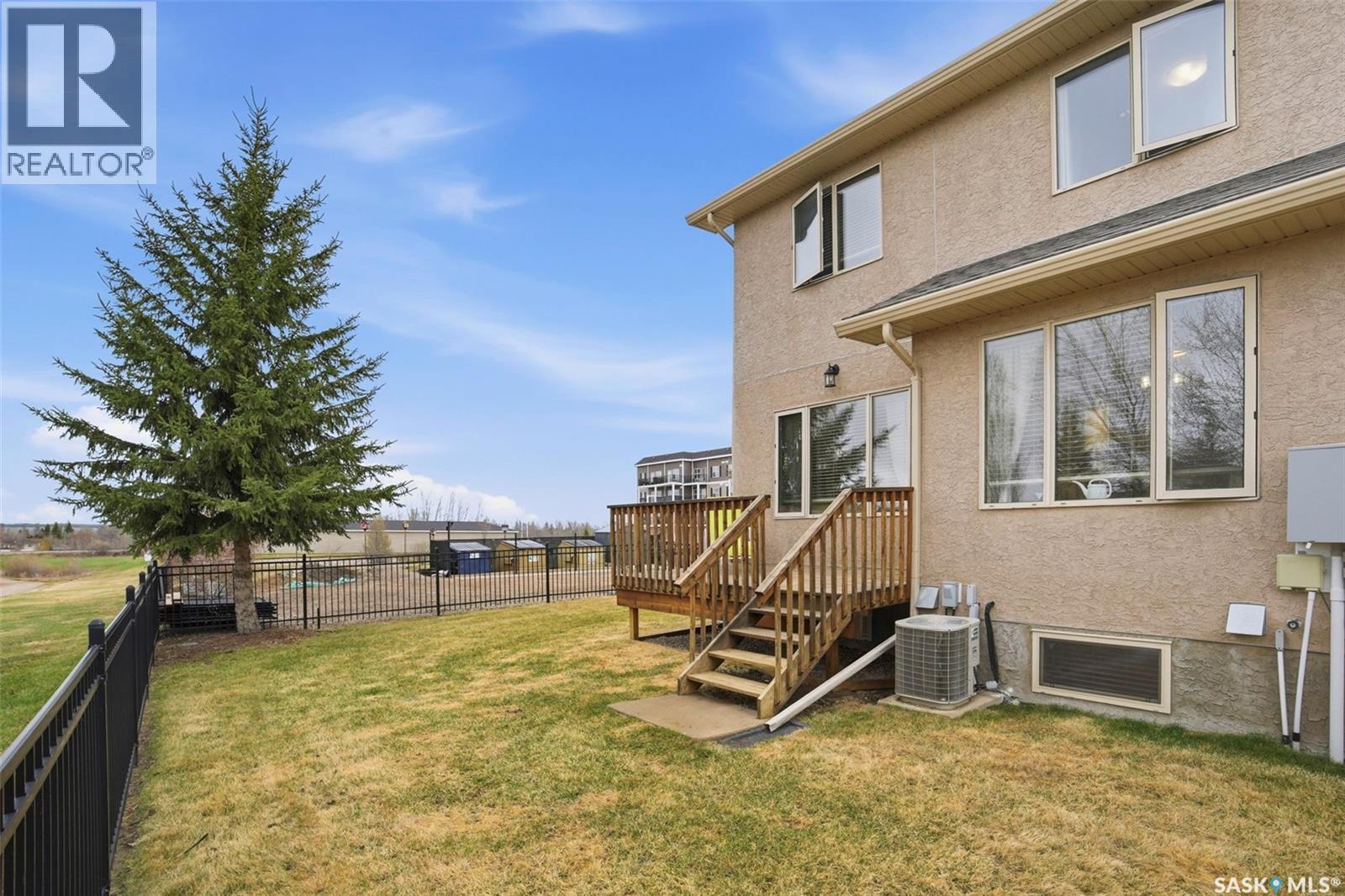 21 1600 Muzzy Drive, Prince Albert, SK - Outdoor