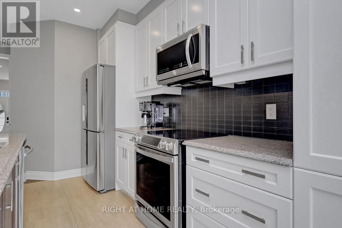 771 Devario Crescent, Ottawa, ON - Indoor Photo Showing Kitchen