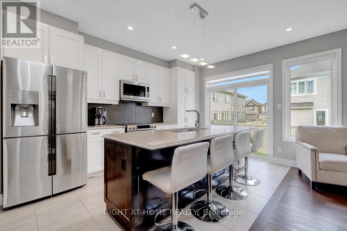 771 Devario Crescent, Ottawa, ON - Indoor Photo Showing Other Room