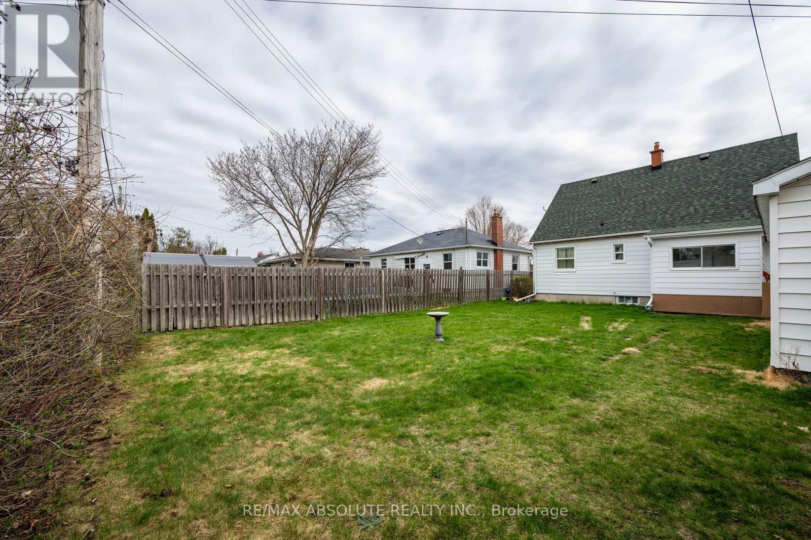 61 Third Avenue, Arnprior, ON - Outdoor