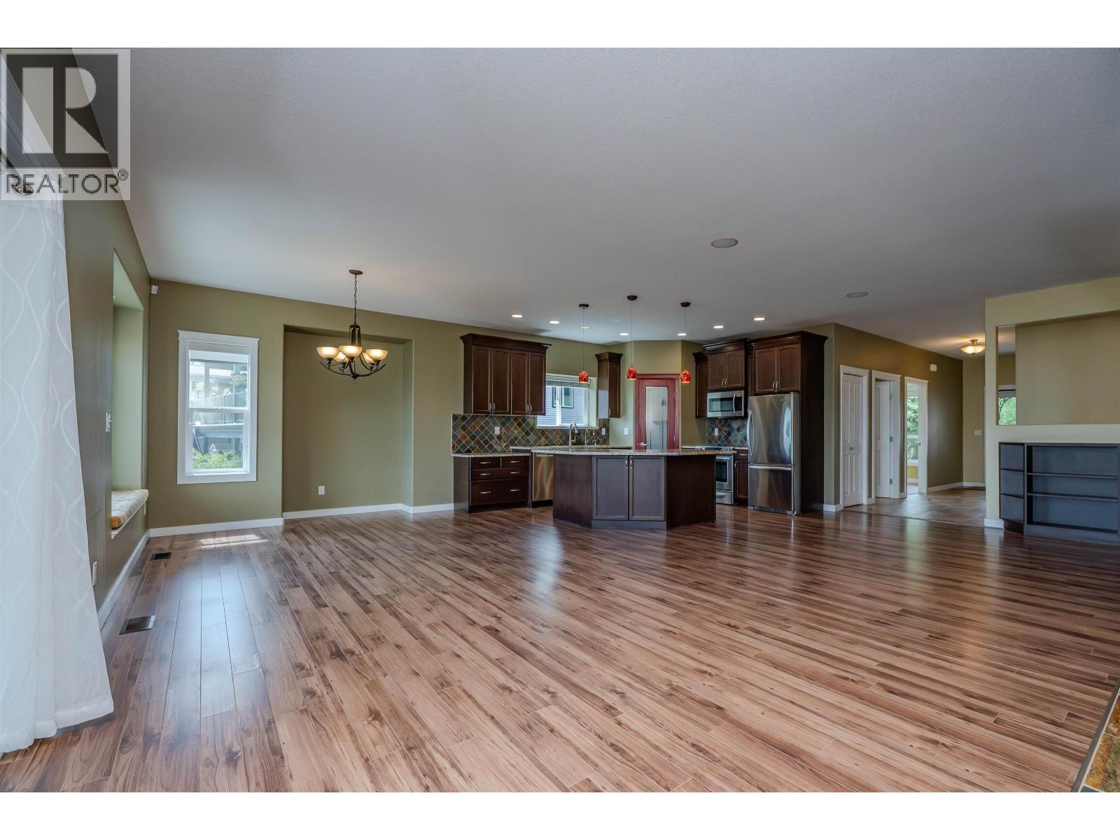 134 Eagle Crescent, Williams Lake, BC - Indoor Photo Showing Living Room