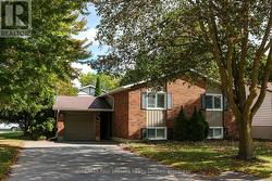 323 HICKORY STREET Collingwood, ON L9Y 3G4