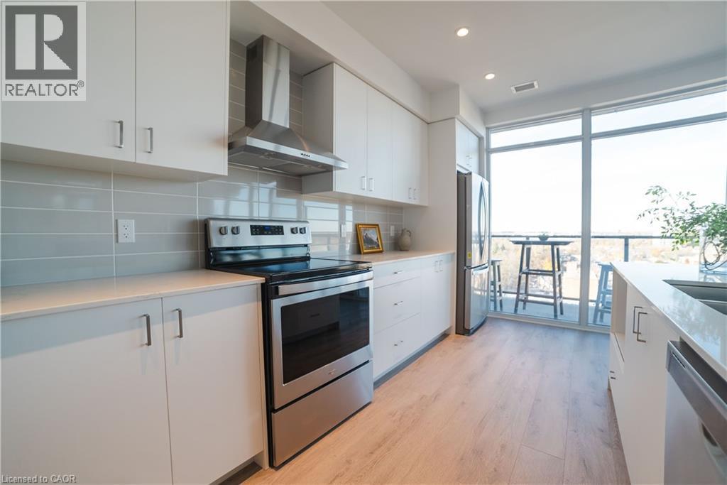 15 Glebe Street Unit# 1701, Cambridge, ON - Indoor Photo Showing Kitchen With Stainless Steel Kitchen
