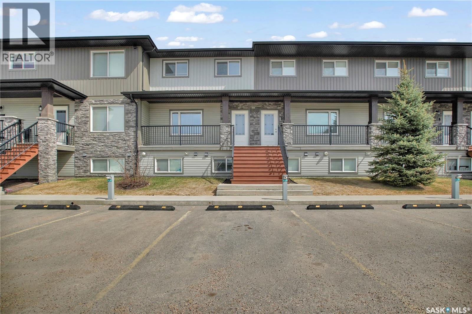 511 210 Rajput Way, Saskatoon, SK - Outdoor With Balcony With Facade