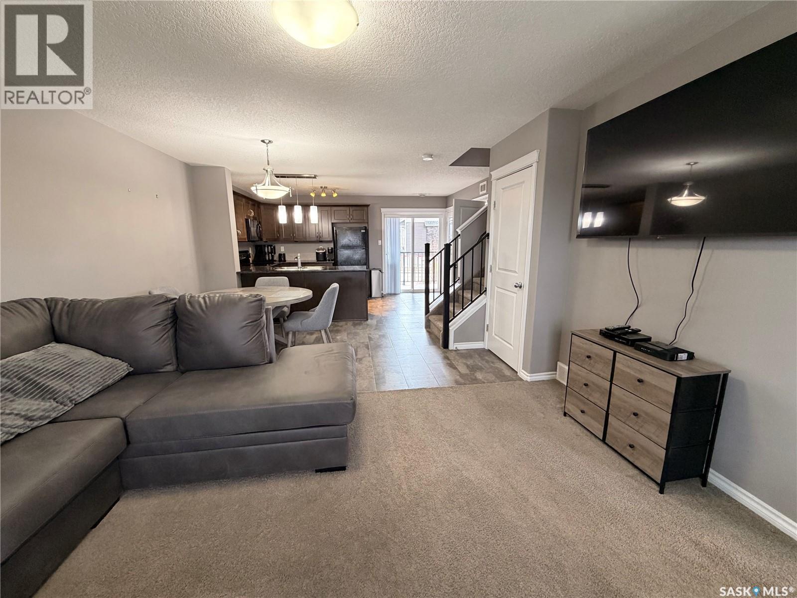 511 210 Rajput Way, Saskatoon, SK - Indoor Photo Showing Living Room