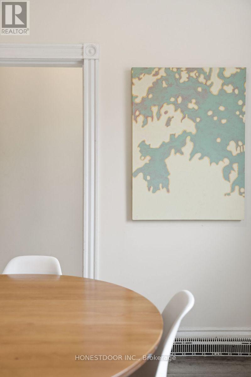 74 Tisdale Street N, Hamilton, ON - Indoor Photo Showing Dining Room