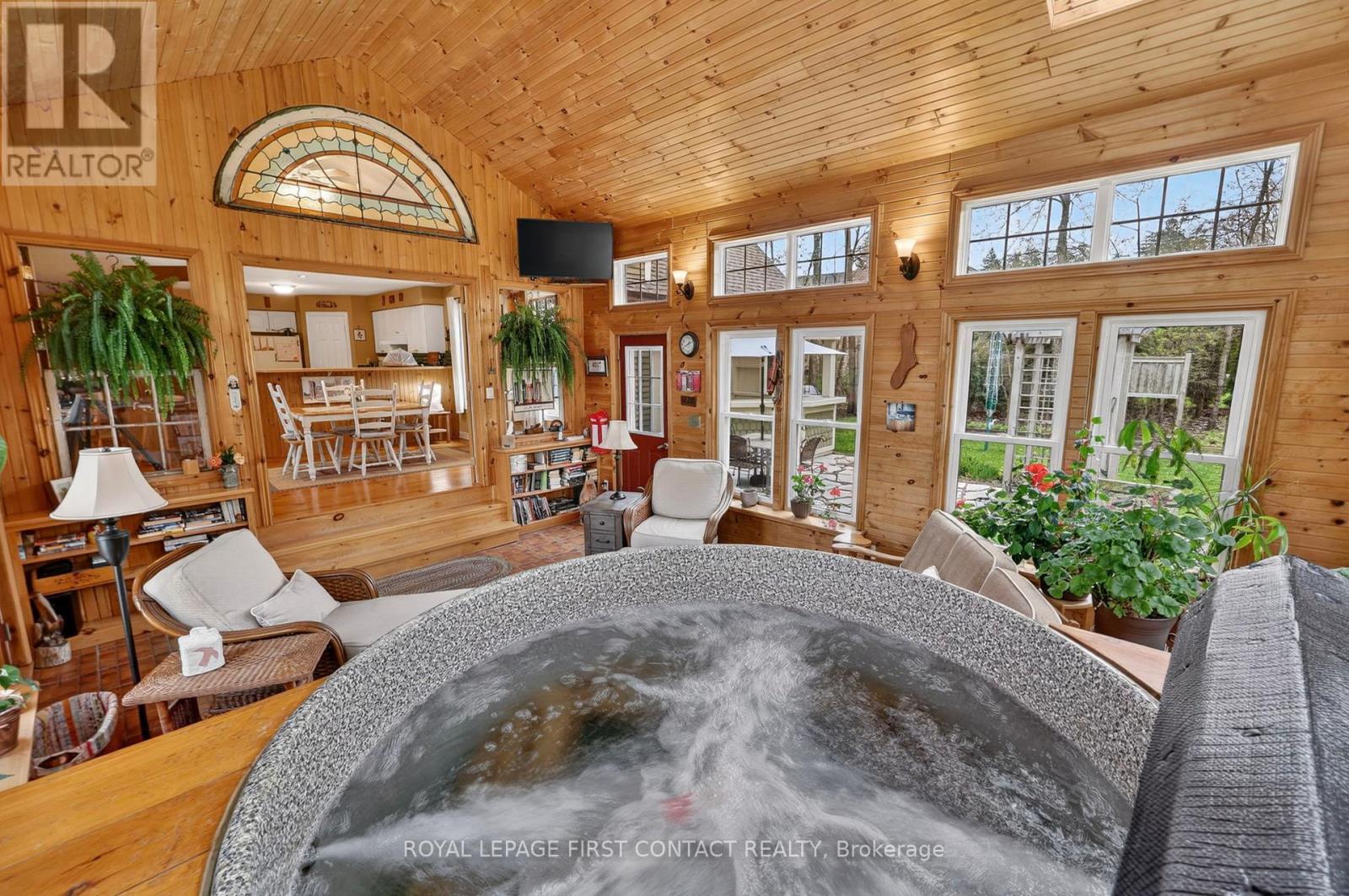 26 Paddy Dunn'S Circle, Springwater, ON -