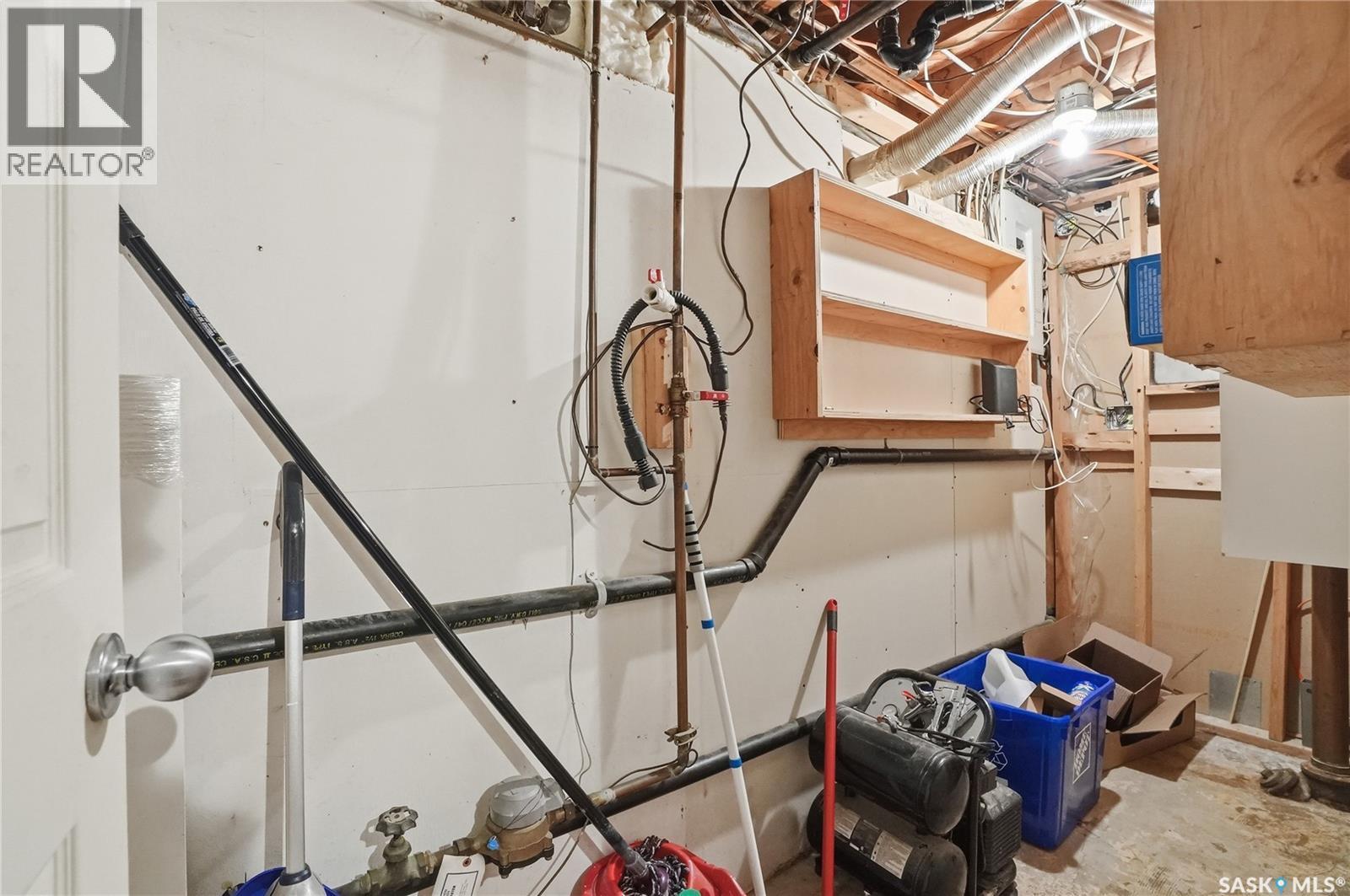 4 Dunning Crescent, Saskatoon, SK - Indoor