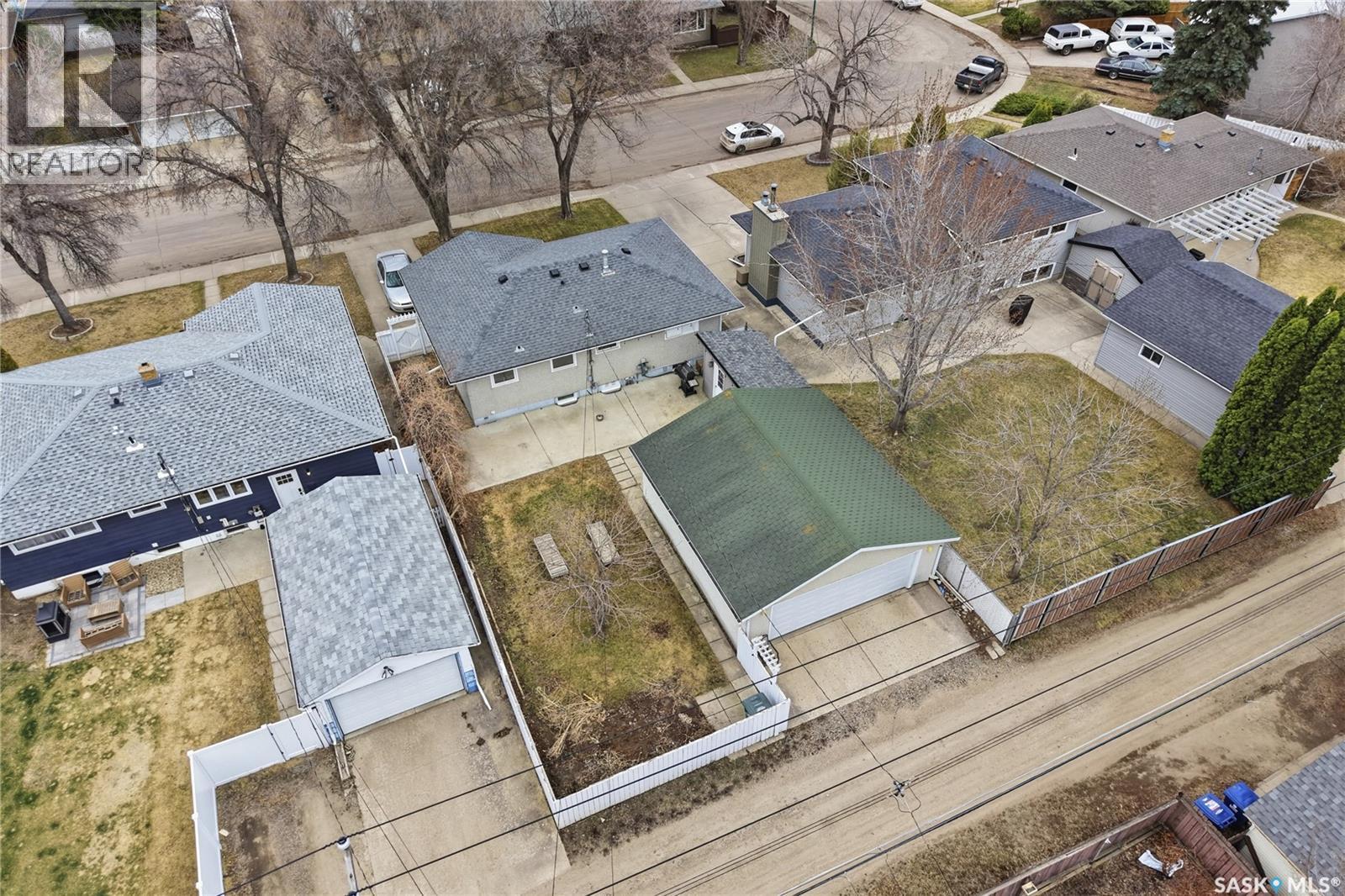 4 Dunning Crescent, Saskatoon, SK - Outdoor