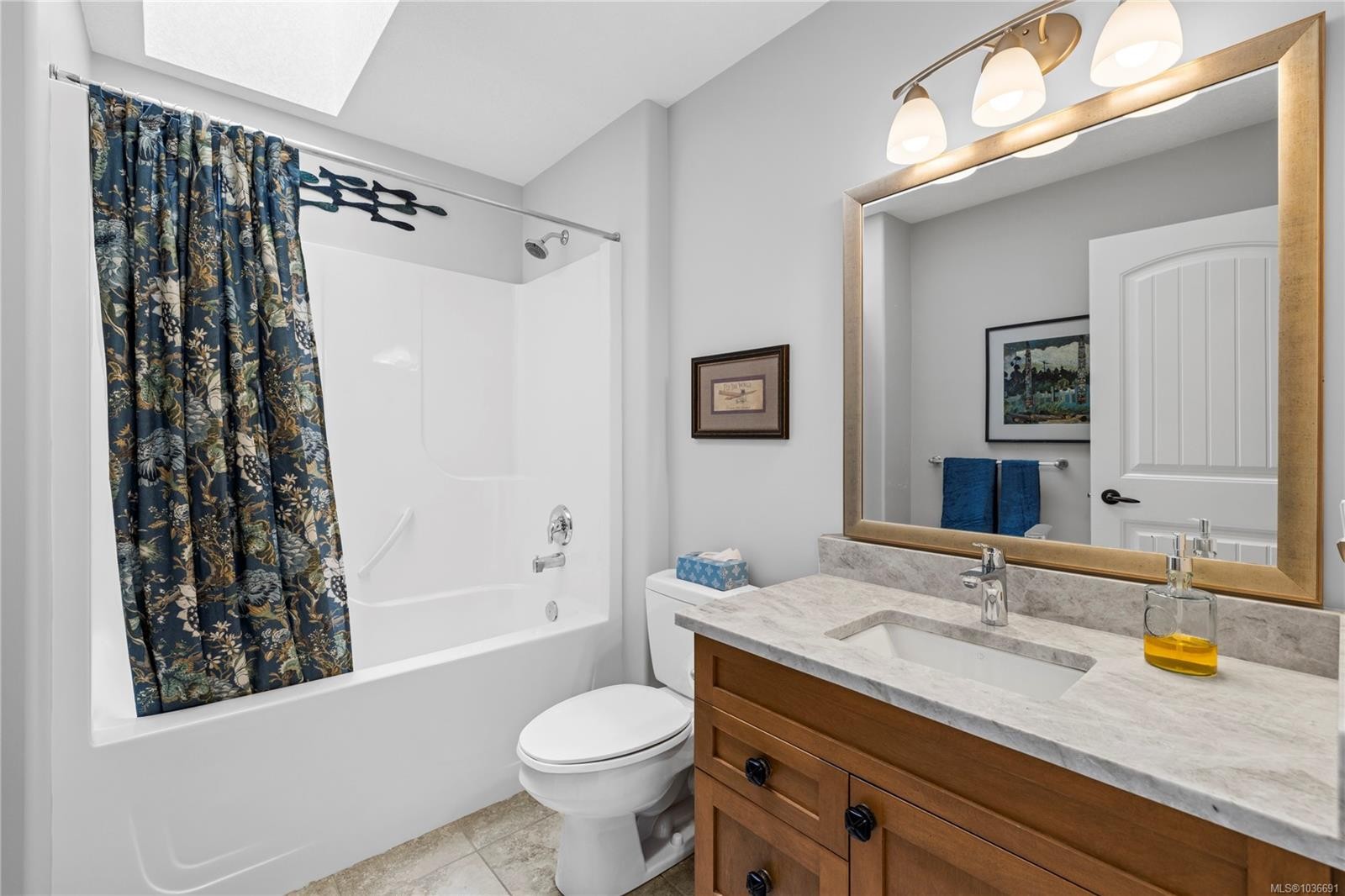 978 Cantebury Pl, Qualicum Beach, BC