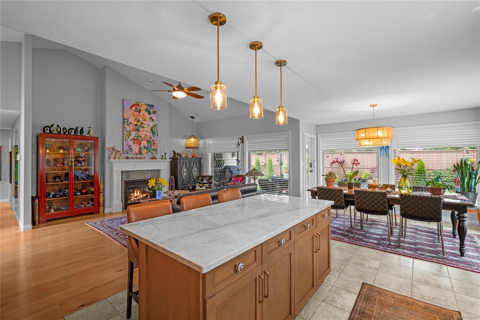 978 Cantebury Pl, Qualicum Beach, BC