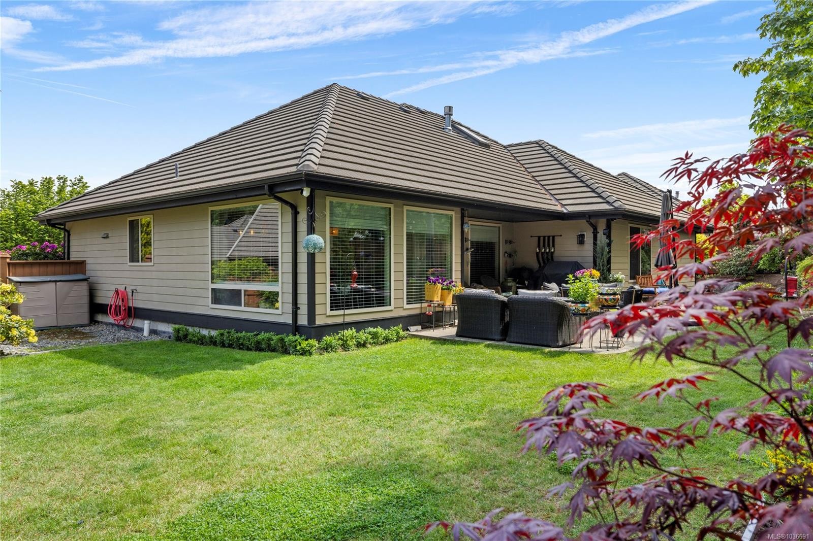 978 Cantebury Pl, Qualicum Beach, BC