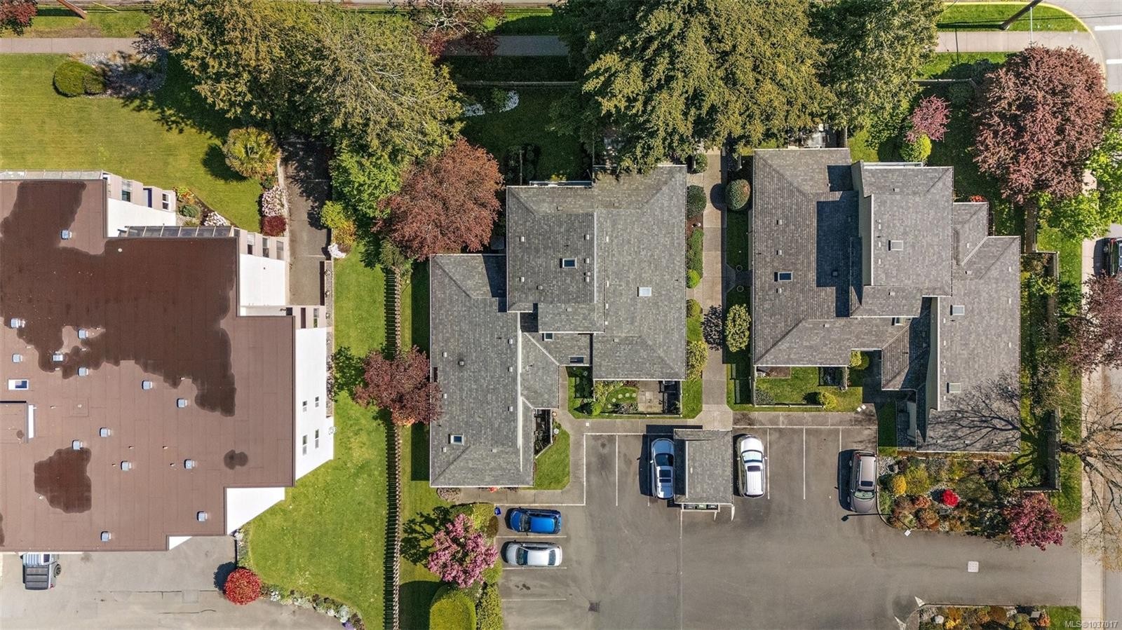 5-10008 Third St, Sidney, BC