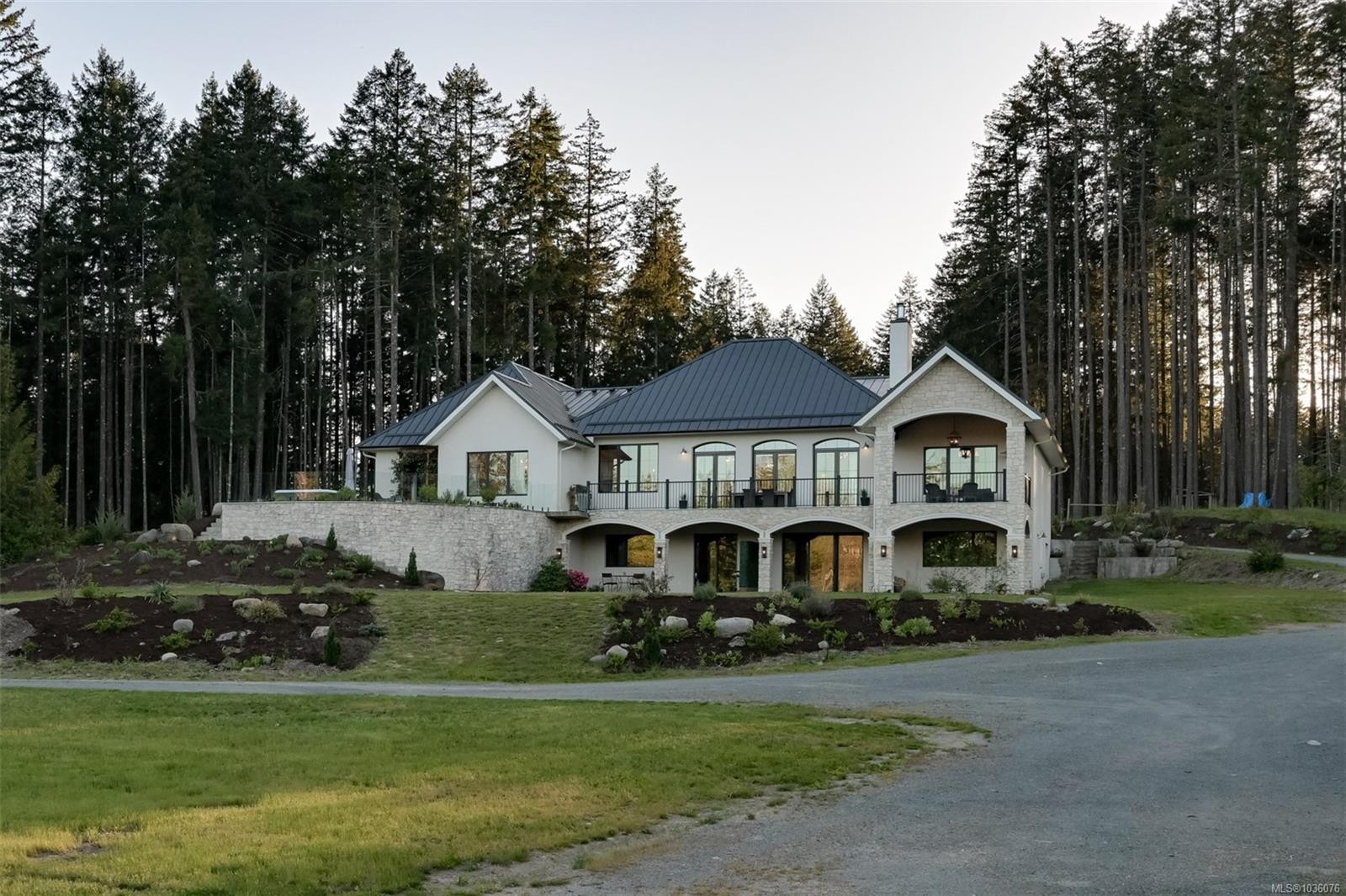 4939 Waters Rd, Duncan, BC