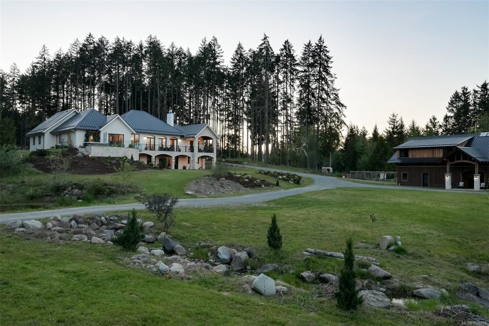 4939 Waters Rd, Duncan, BC