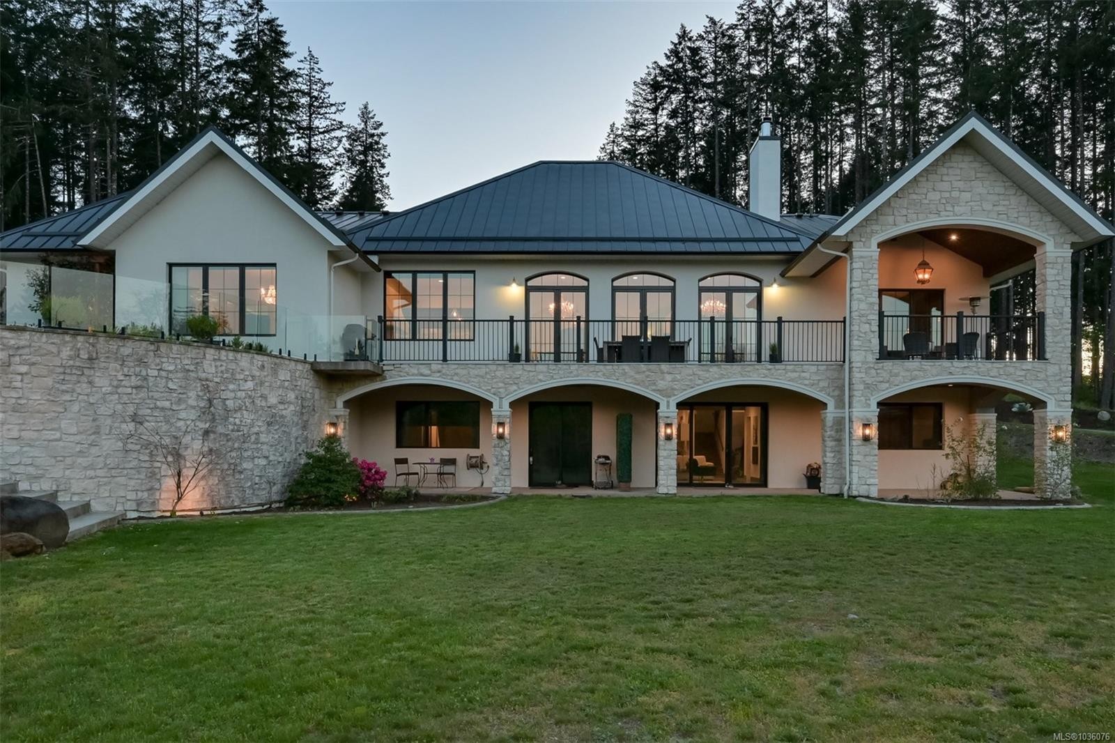 4939 Waters Rd, Duncan, BC