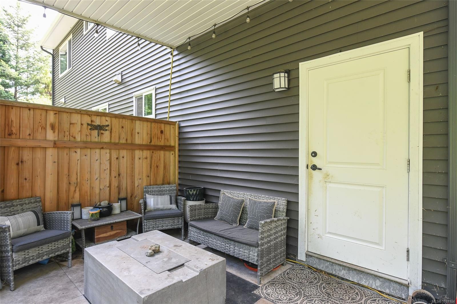2126 Cypress Rd, Comox, BC