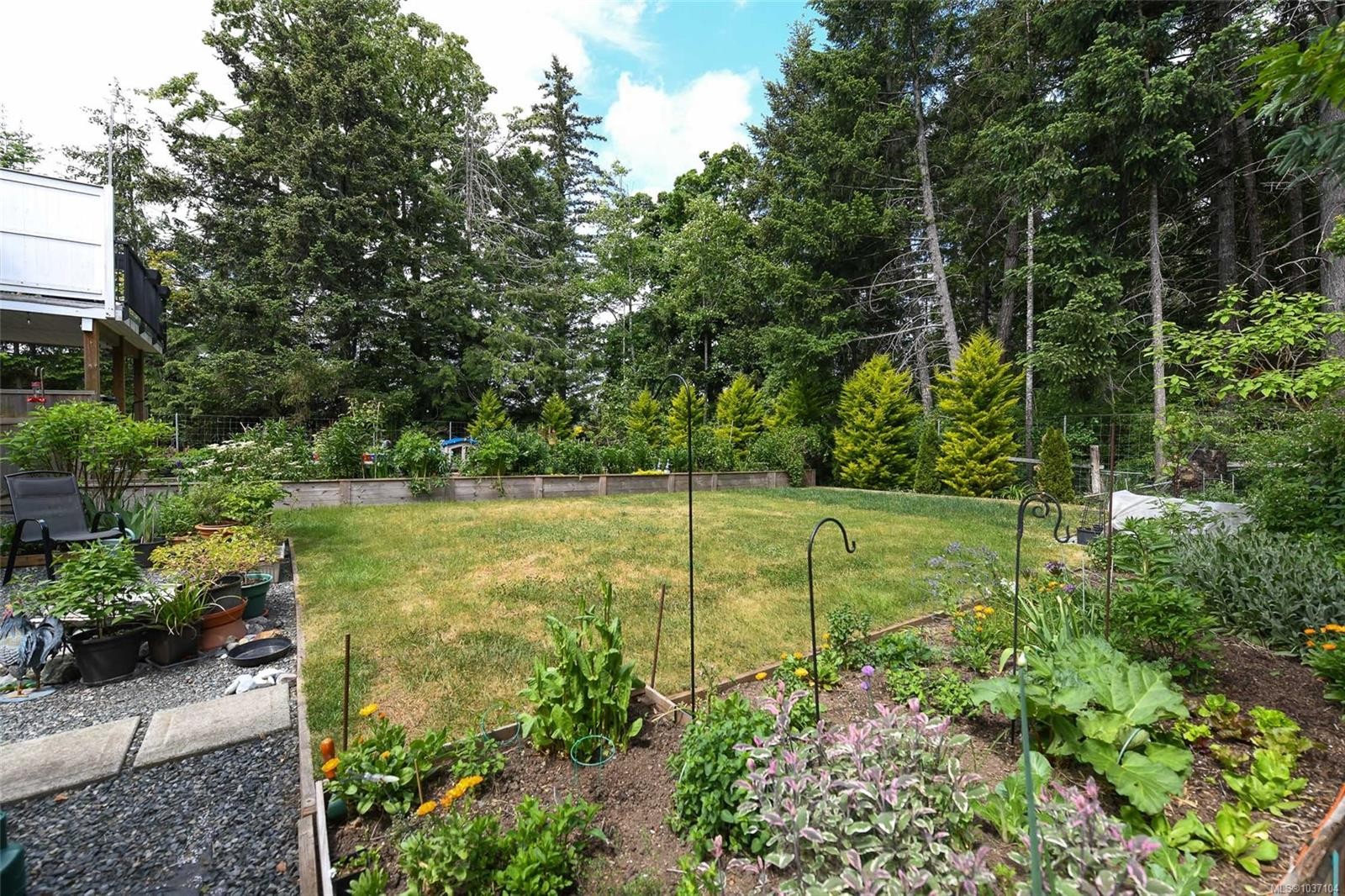 2126 Cypress Rd, Comox, BC