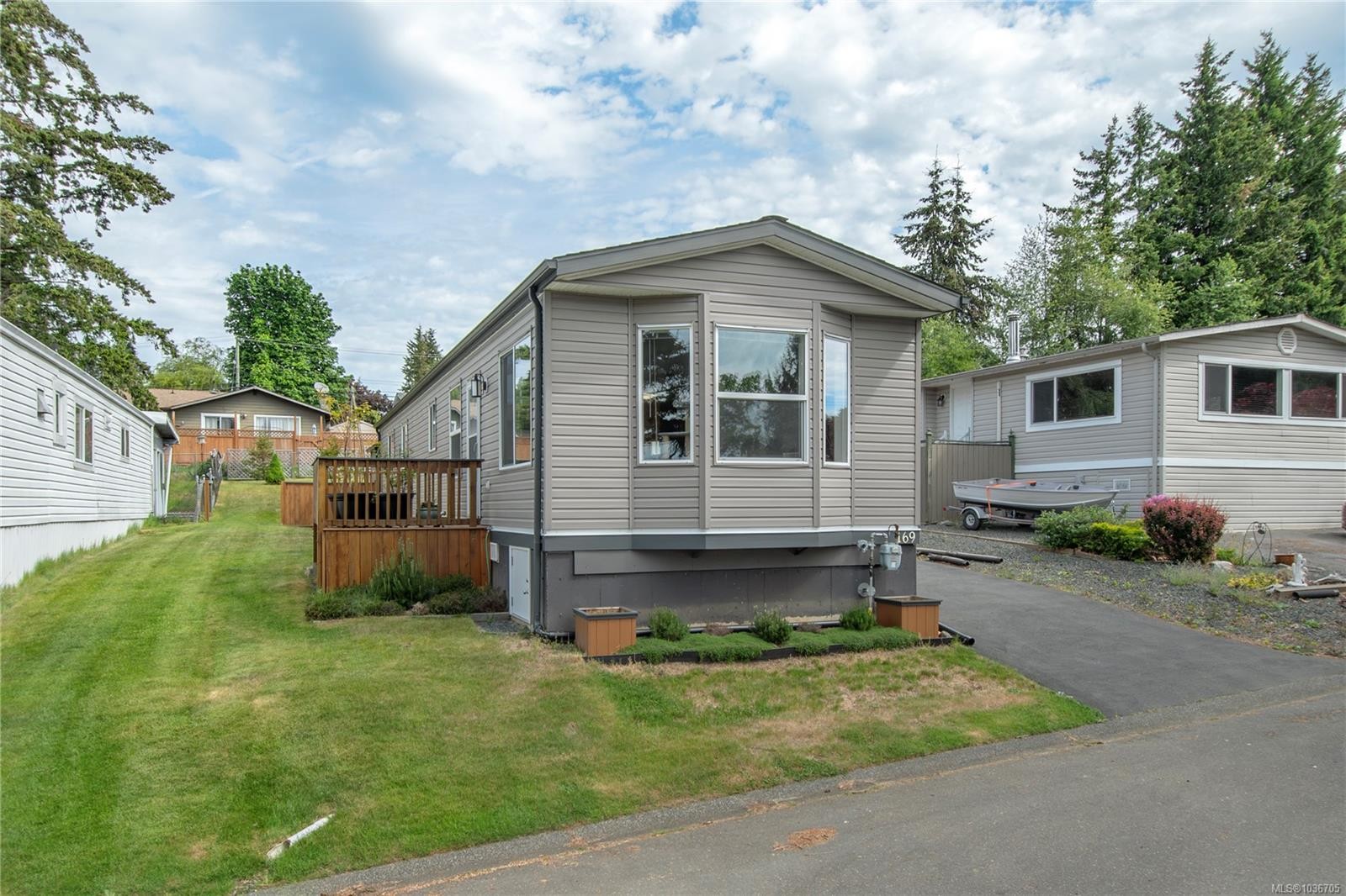 #169-1160 Shellbourne Blvd, Campbell River, BC
