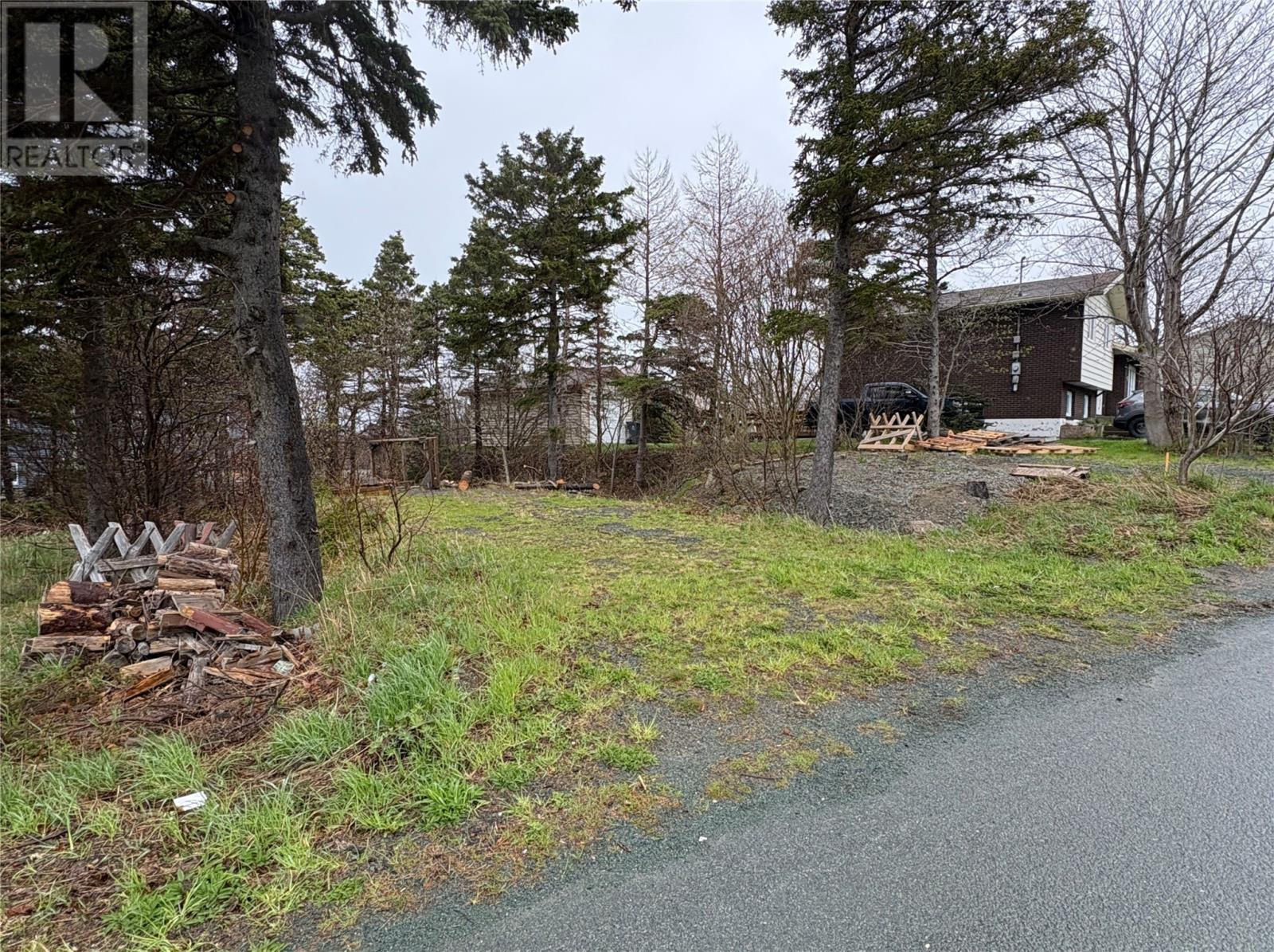 14 Browns Lane, Conception Bay South, NL