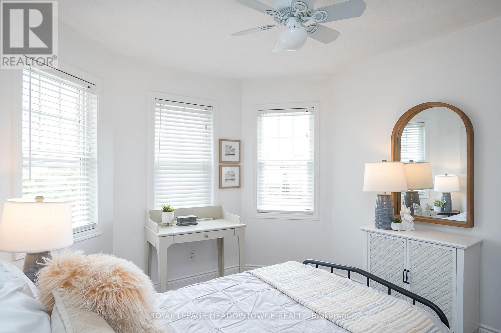 gorgeous window details - 23 Baggs Crescent, Cambridge, ON - Indoor Photo Showing Bedroom