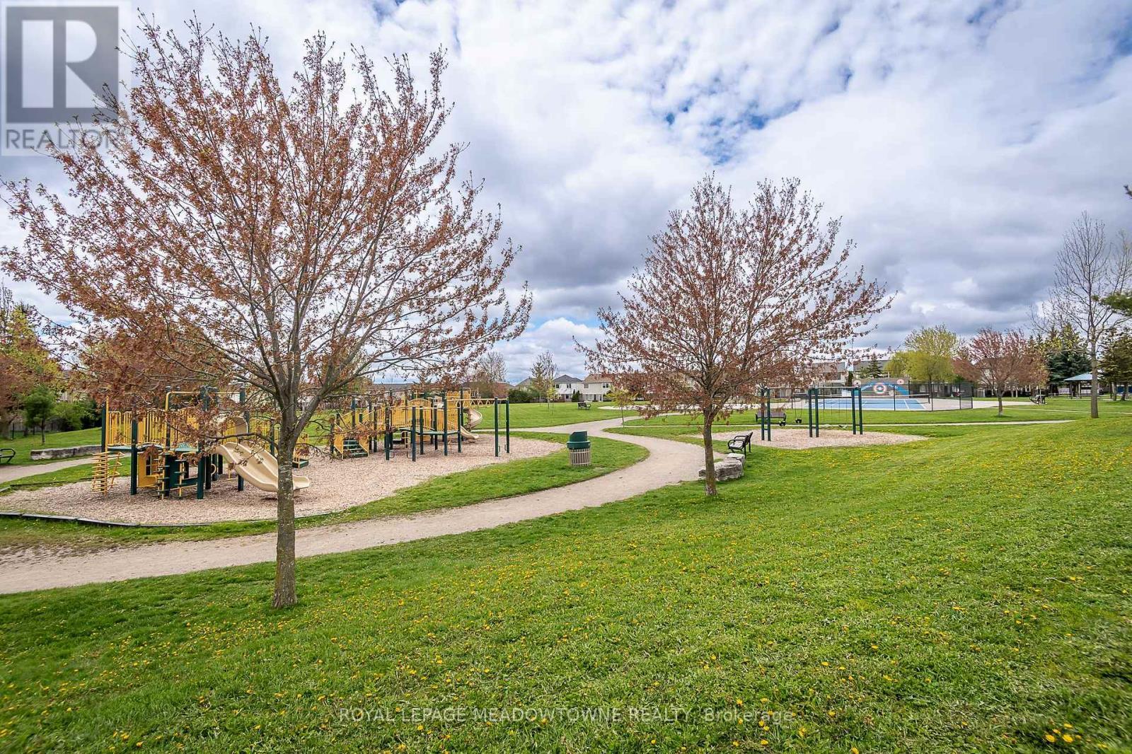 Great space to enjoy the outdoors! - 23 Baggs Crescent, Cambridge, ON - Outdoor With View